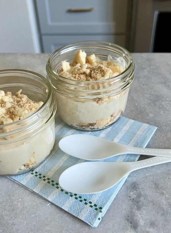 mini mason jar desserts